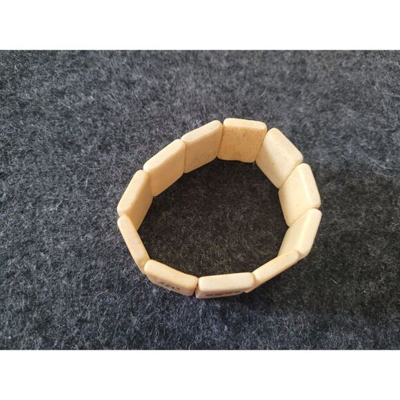 Vintage Bakelite Asian Symbolism Mahjong Tile Bracelet, in good condition - Picture 4 of 4